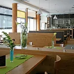 Business & Conference Großwallstadt