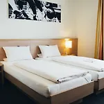 Business & Conference Hotel 3*