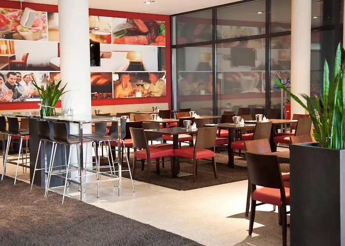 Business & Conference מלון 3*
